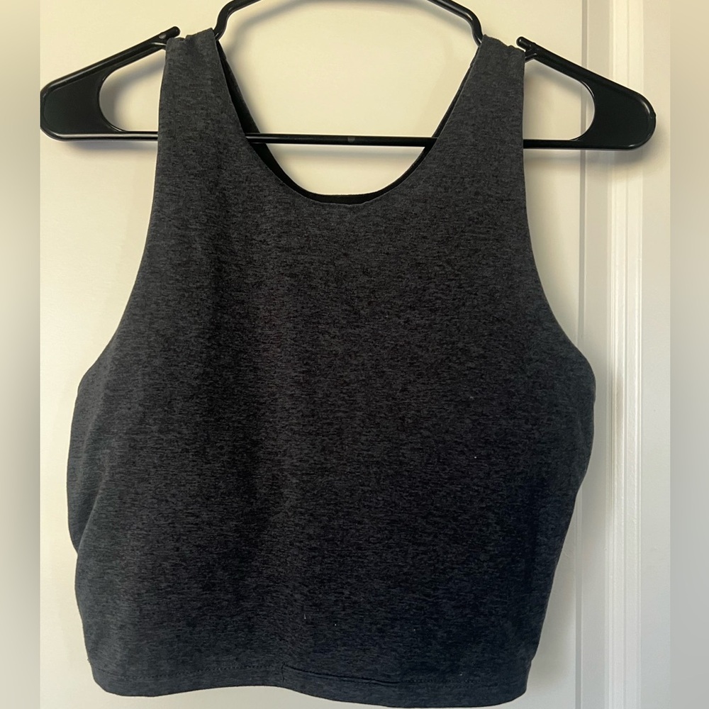 Workout cropped tank with built in bra padding.